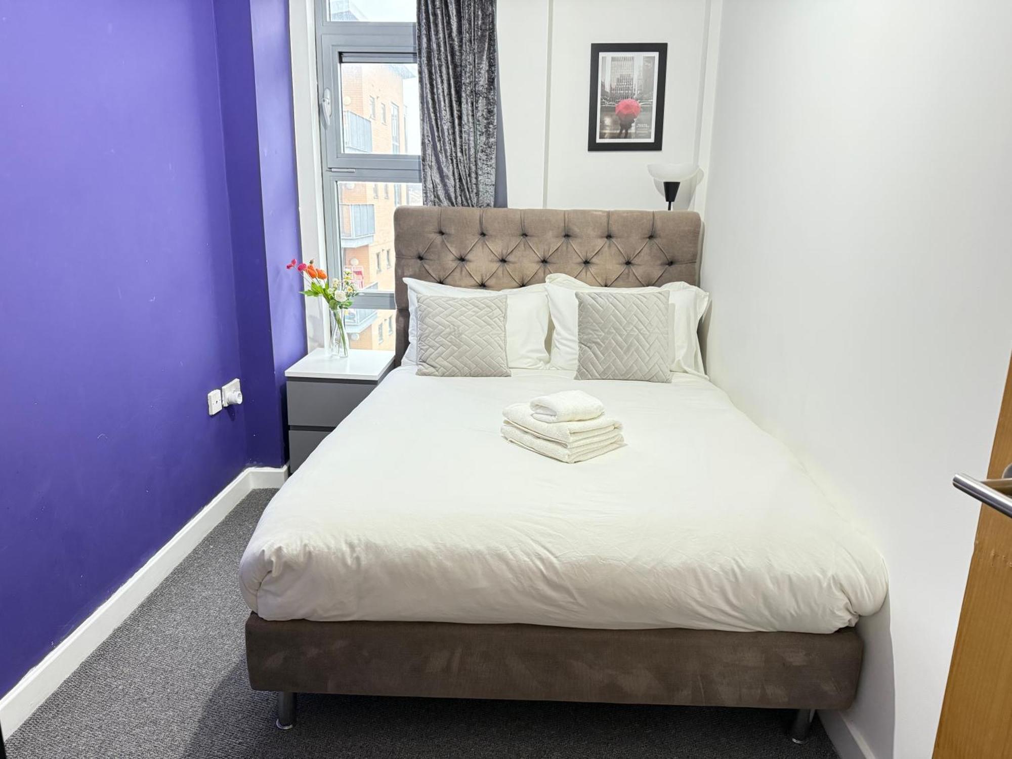 London Luxury Holiday Home B מראה חיצוני תמונה